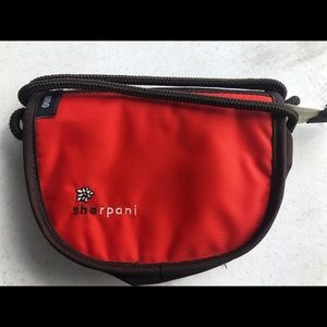 Sherpani UNO Shoulder Wallet/Bag/Purse RED